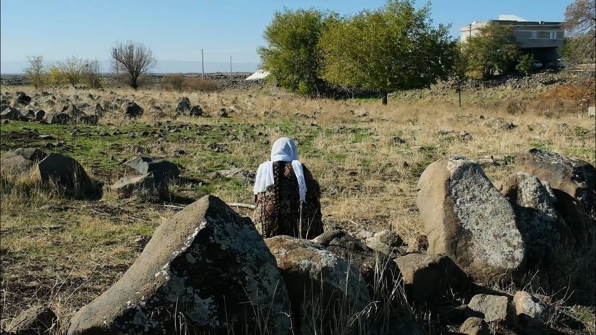 Belgefîlmê derhêner Fatma Çelîkê yê “Kezî” û kurtefîlmê derhêner Ozlem Gulerê yê “Li Ezmênî” di 20ê mehê de dê li bernameya ‘Rojên Kurtefîlman a Habbeyê’, li Nar Sanatê (Dîlok) bêne nîşandayîn. Destpêka nîşandayîna fîlman: 19.30 @NarSanatDernegi