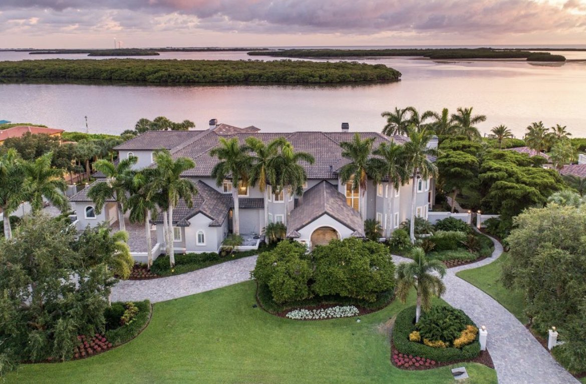 FOR SALE! 242 #Bitcoin ONLY Selling my Residence in St. Petersburg FL on  the Intercostal water way! Less Than HALF the #BTC of @GrantCardone  property! 9 Bed • 14 Bath • 12,522