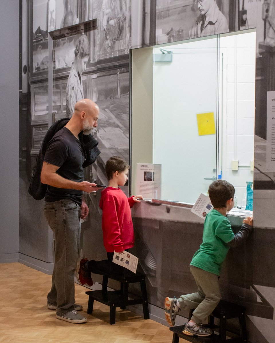 The Walters Conservation Window is open every Friday and Saturday from 12:30–4 p.m. on Level 4. Visitors can speak one-on-one with a member of our conservation team learn more about their work—you can even watch them conserve an artwork! 🔬 Learn more: bit.ly/4cBmRM2