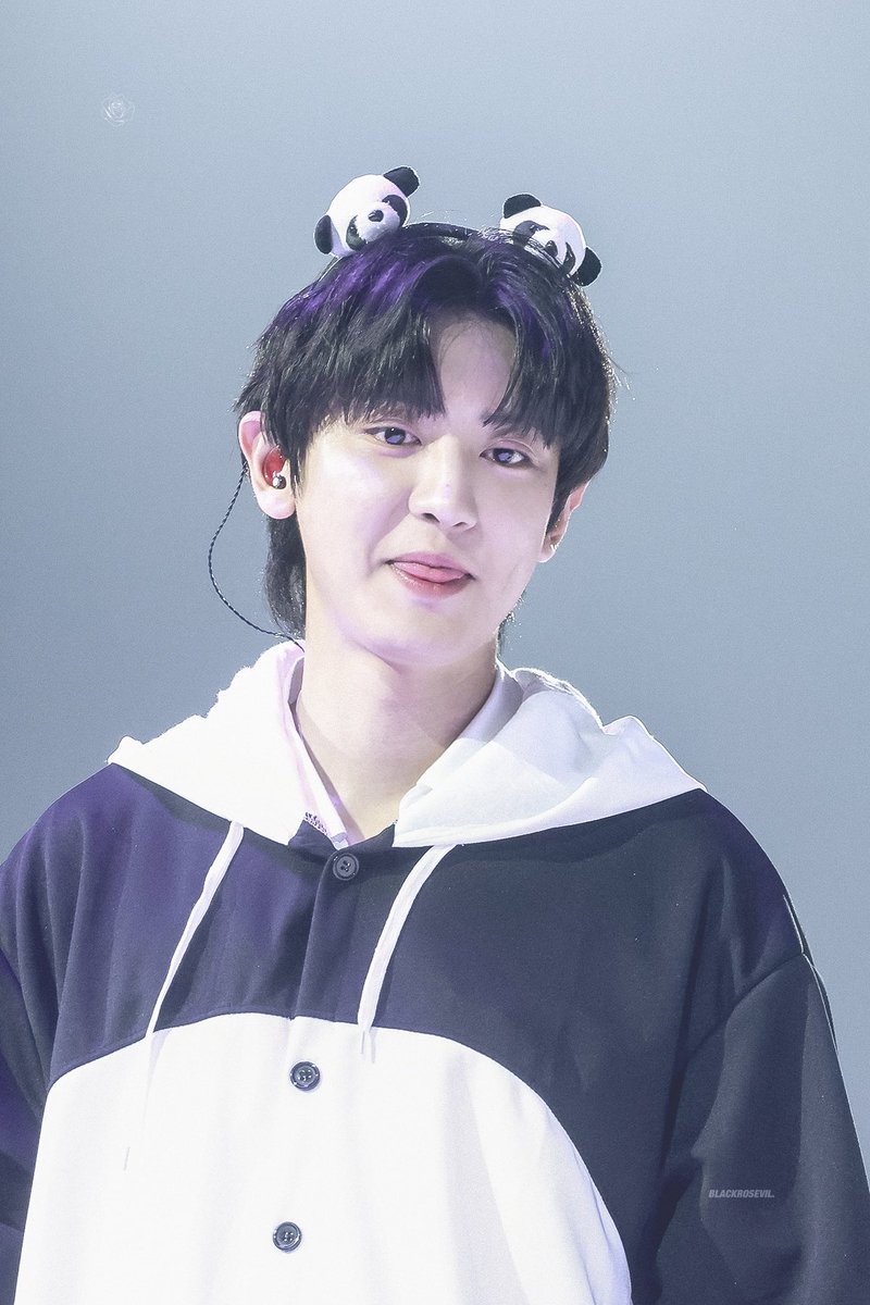 𝐁𝐋𝐀𝐂𝐊𝐑𝐎𝐒𝐄𝐕𝐈𝐋🖤🌹 tweet media