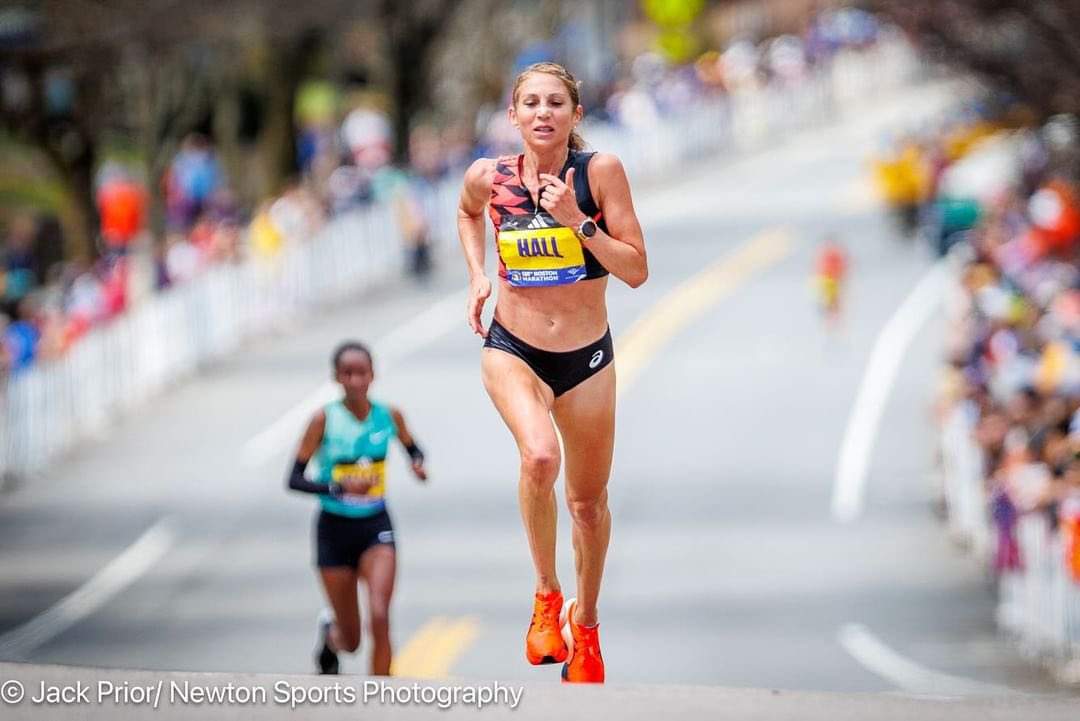 Sara Hall tweet media