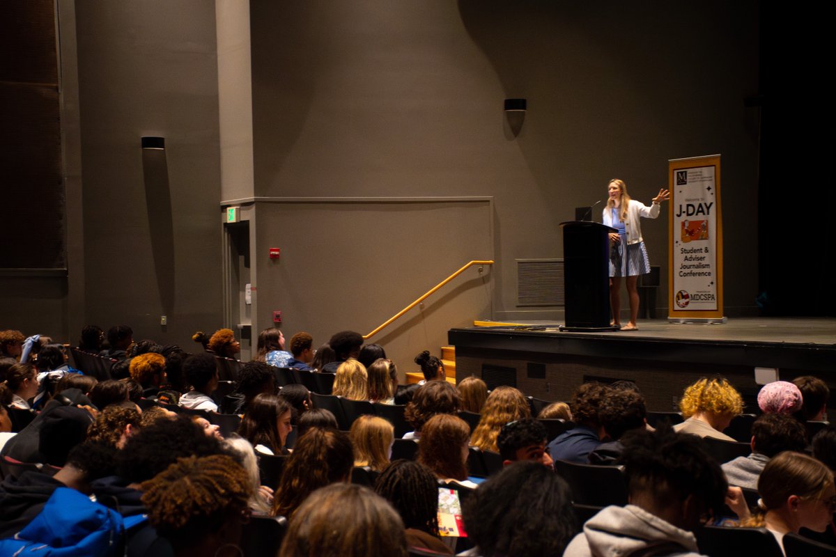 Last Friday, Merrill College and @MDCSPA welcomed over 500 high school students to College Park to learn about all things journalism! From seminars about AI to how TikTok journalism matters, these high school students got some powerful insights from great professionals. 📰
