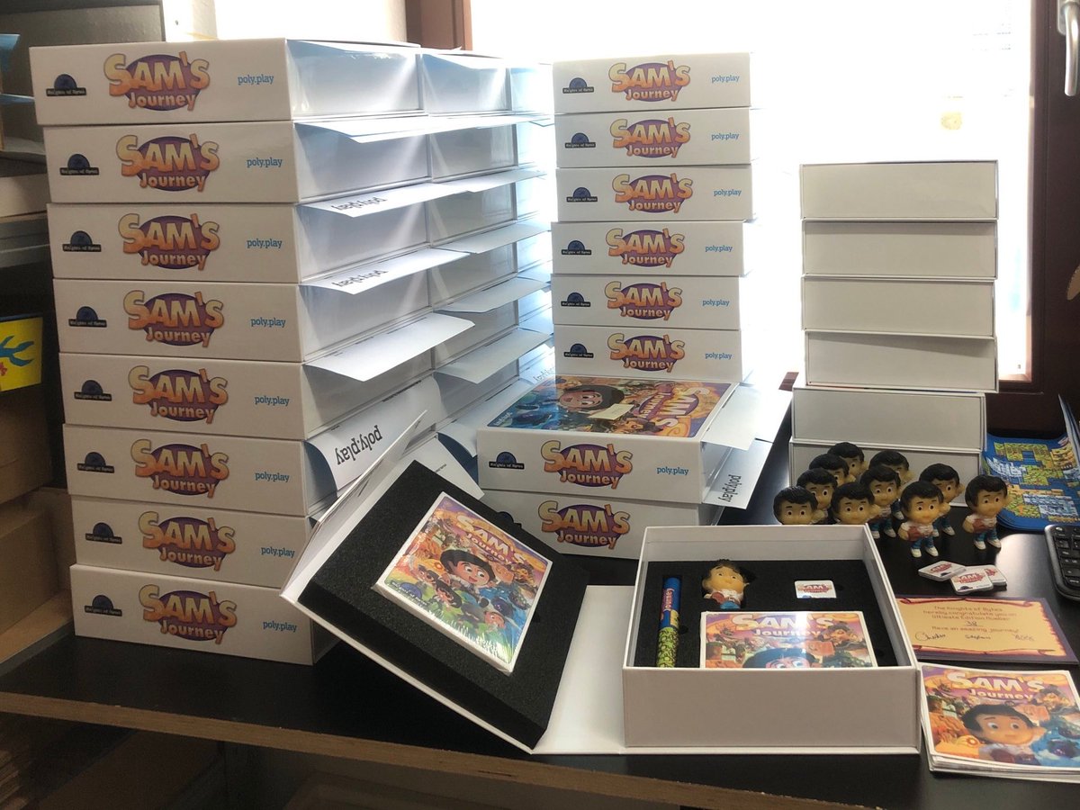 Meanwhile at @polyplay_xyz: The Sam's Journey NES Ultimate Edition has been prepared for shipping! 🤩 It's limited to 100 units of which 50 have already been sold! You can still get yours at: polyplay.xyz/Sams-Journey-N… #nes #nintendo #Famicom #ファミコン #retrogaming #8bit #homebrew