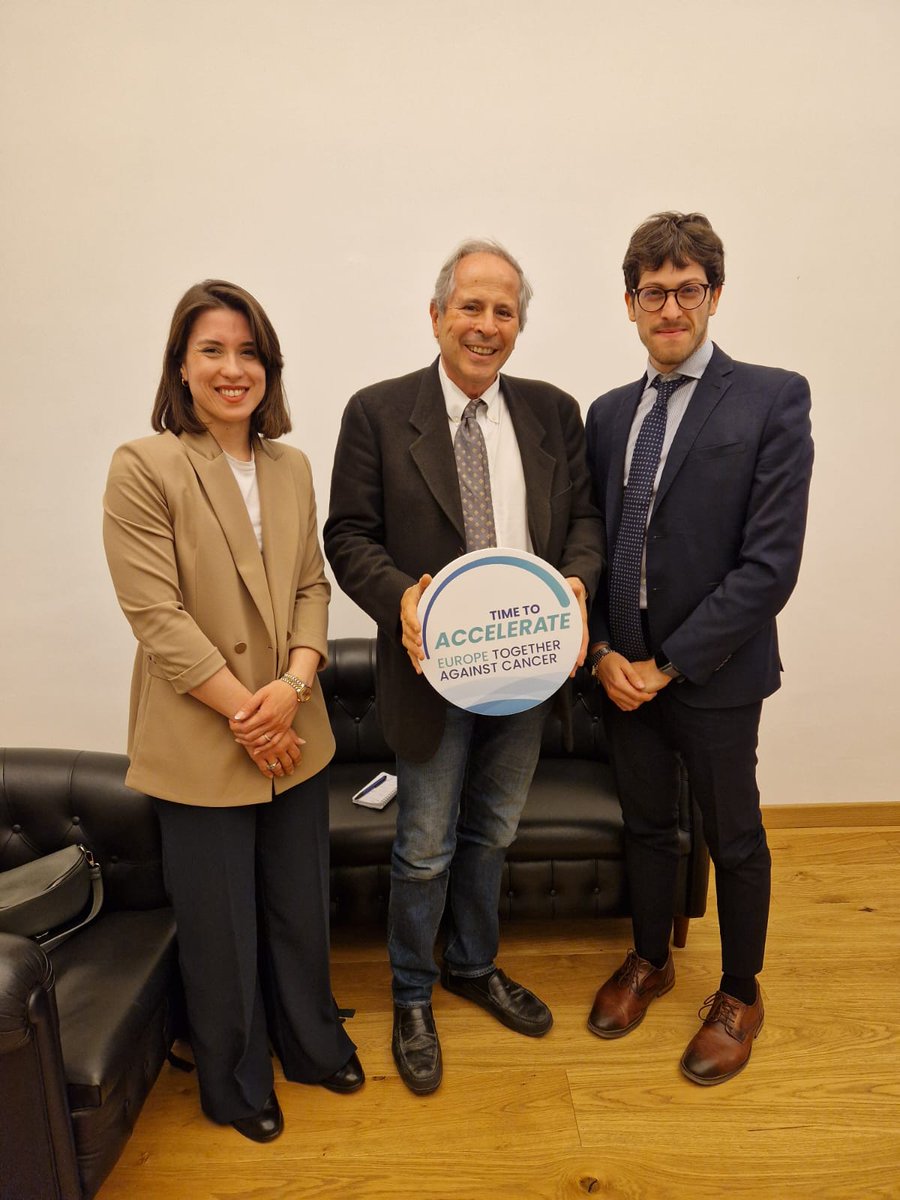 Riccardo_msc93's tweet photo. Oggi presentiamo lo #EUCancerManifesto ai Deputati e Senatori.Unità politica è possibile,per un benessere comune 🤝 Insieme,possiamo ambire a migliorare oncologia e sconfiggere il #cancro
#TimeToAccelerate
#EUCancer 🇪🇺🇮🇹
@MurelliElena @CrisantiEuropa @LCiocchetti @YleniaZambito https://t.co/AWB0yBtPT4