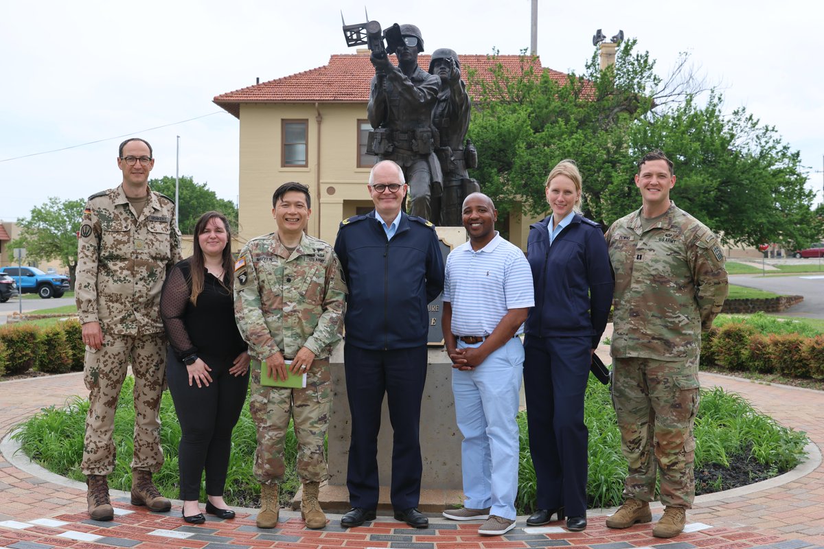 USArmyFortSill's tweet photo. Brig. Gen. Volker Samanns, Commander of Ground Units within the Air Forces Command from Germany, visited Fort Sill to speak with key leaders, including Brig. Gen. Curtis King, Air Defense Artillery Commandant.
π·: https://t.co/OvZnPV2uMV
@USArmy @TRADOC
#TeamSill #FirstToFire https://t.co/aHg0diNhHg
