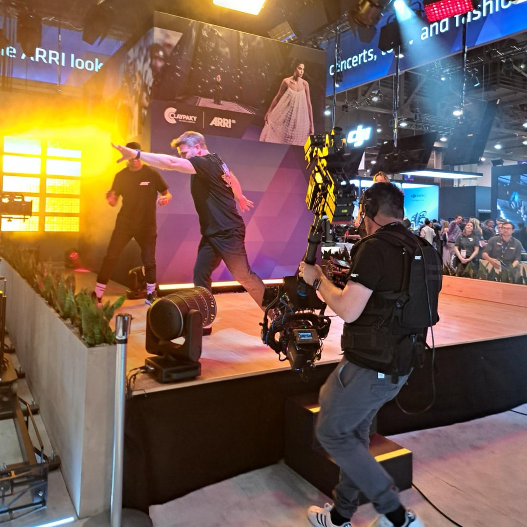 Vislink's tweet photo. Day 3 at #NABshow and our equipment is turning heads at the @ARRIchannel, @GrassValleyLive, and #OfficeHoursGlobal booths.
Have you seen us somewhere else? Drop a comment and let us know!
#TheVislinkDifference #VislinkSpotted https://t.co/i4Lsyj2V8L