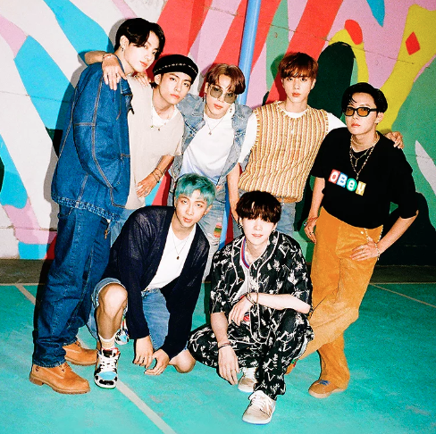 AboutMusicYT's tweet photo. Last year, a fan of BTS has reportedly escaped a robbery because she had picture of Jin in the army on her phone.

- "He must have thought my boyfriend was in the military, because he didn't steal it". https://t.co/TcrFo93FZB
