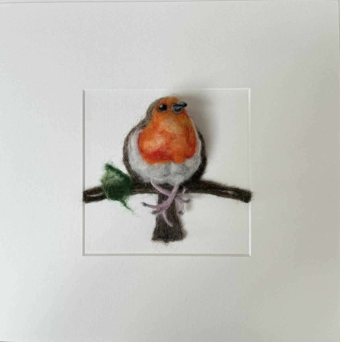New work… And fiery little fella ‘Robin’ ❤️ now listed on my website 

abigailrayner.co.uk/product/robin

 #britishbirds #needlefelting #art #handmade