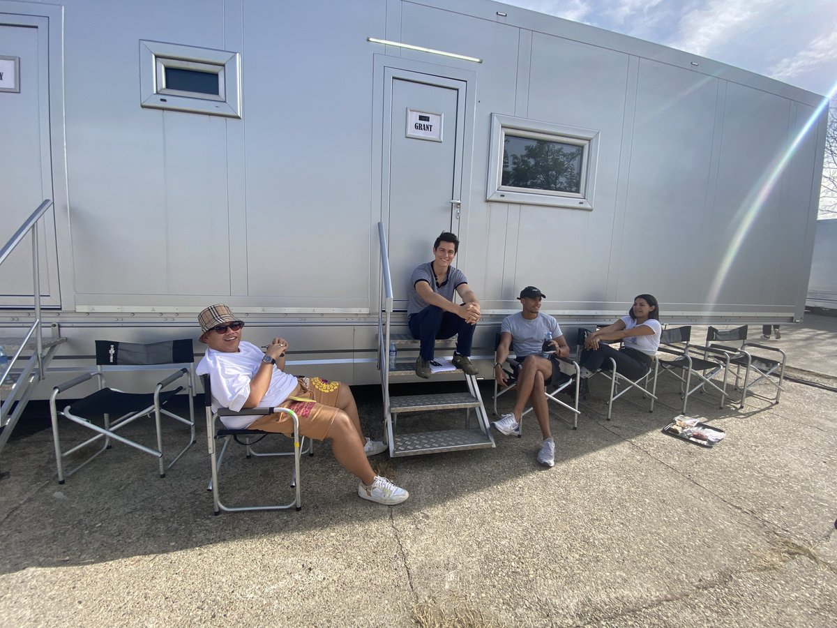 SonyPictures's tweet photo. friends til the end. #sundaysfromset

@TarotMovie is exclusively in theaters may 3. get tickets now: https://t.co/WKt4BbH77m https://t.co/CuLWF1SUqM