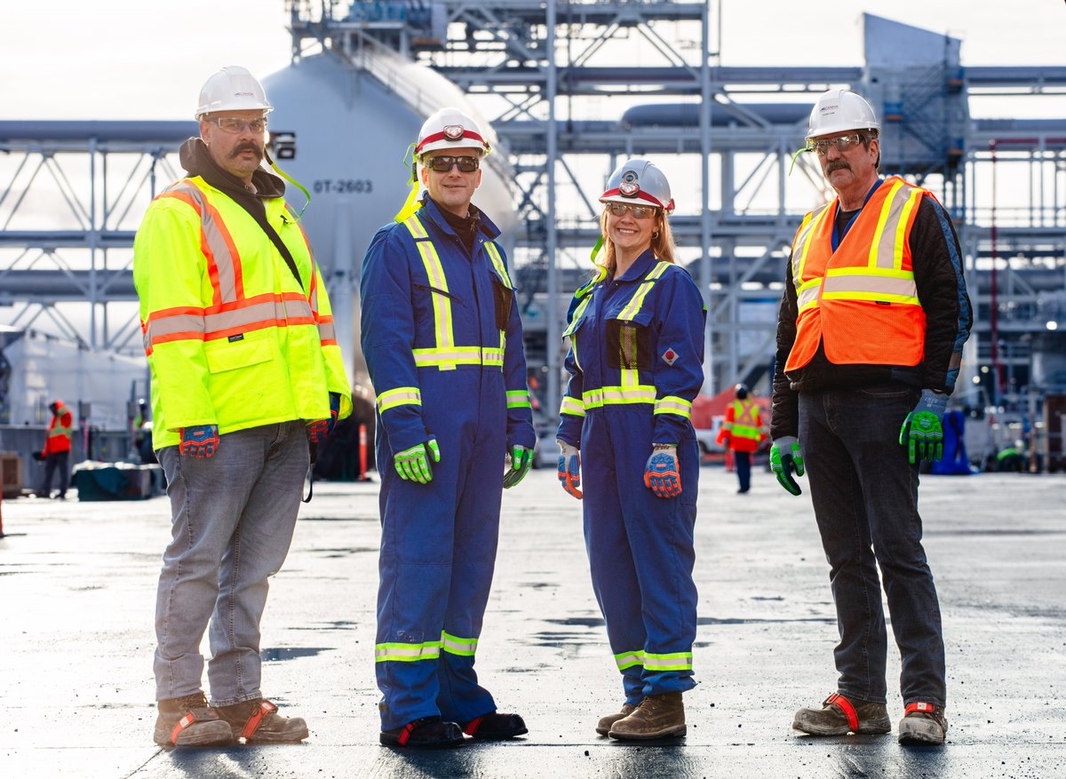 After months of training and dedication, a diverse group of British Columbians has landed power engineering roles with LNG Canada and other organizations close to home. Congratulations to all! lngcanada.ca/news/a-powerfu…
