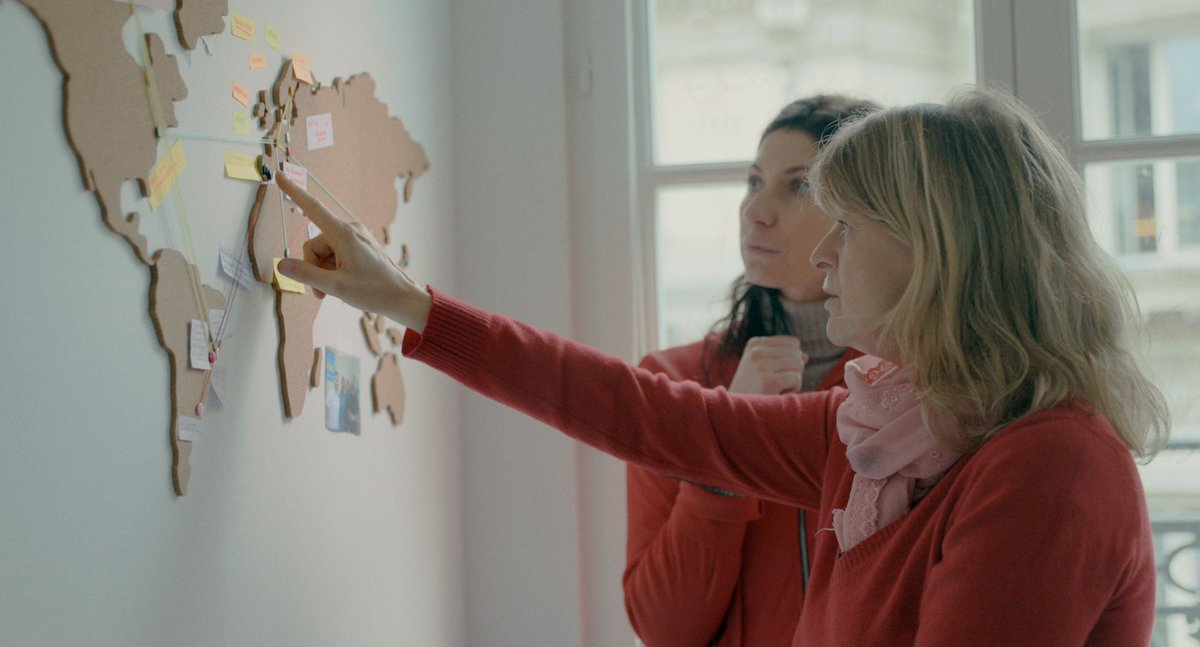 BasseCourFr's tweet image. "Découvrez le mystère de l'Homme aux mille visages, traquant un séducteur en série à travers les rues de Paris. Un thriller captivant qui vous tiendra en haleine jusqu'à la dernière page! #SerialLover #Paris #Suspense"