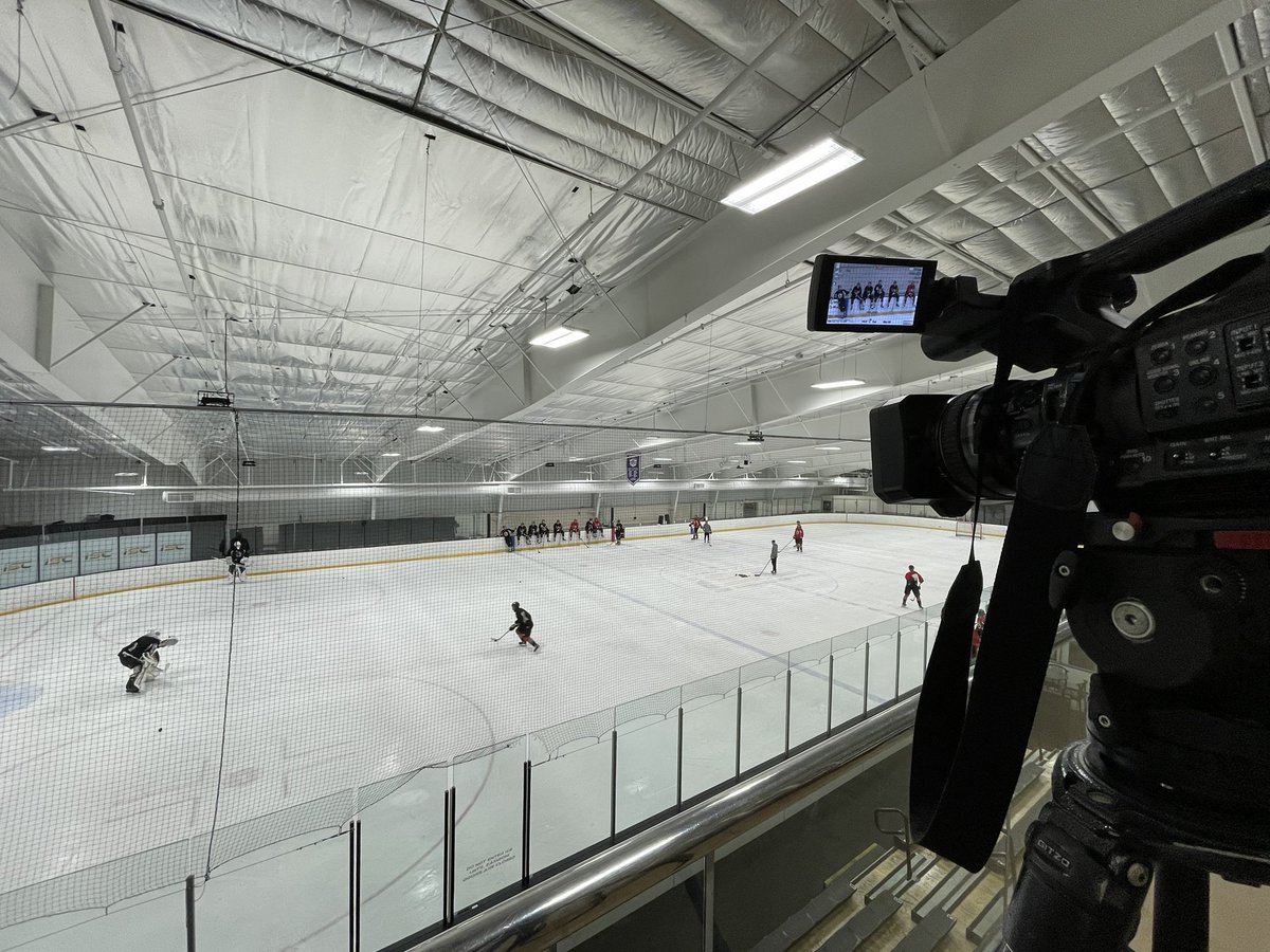 We’re still playing playoff hockey here in the Rocket City!! Another day at work for @HuntsvilleHavoc as the guys gear up for their matchup against Roanoke More on the semifinals series tonight on @whnt 🏒