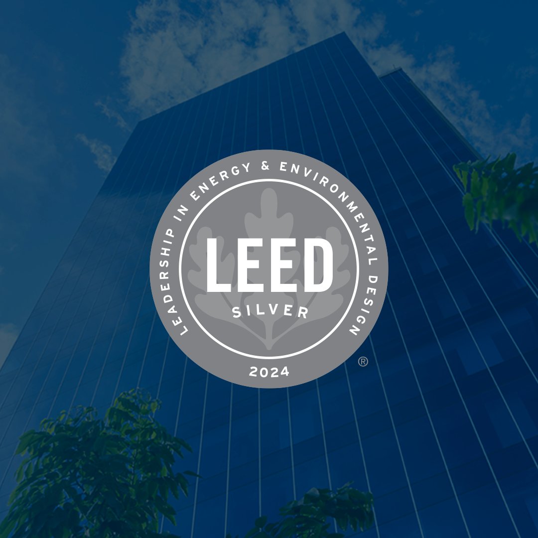 Fotos gratis : coche, rueda, transporte, reja, emblema, Vehículo de motor,  Rolls Royce, logo, plata, metálico, Vehículo terrestre, Marca de automóvil,  Exterior del automóvil, Diseño automotriz, Vehículo de lujo, Placa de  matrícula, image size:1080x1080