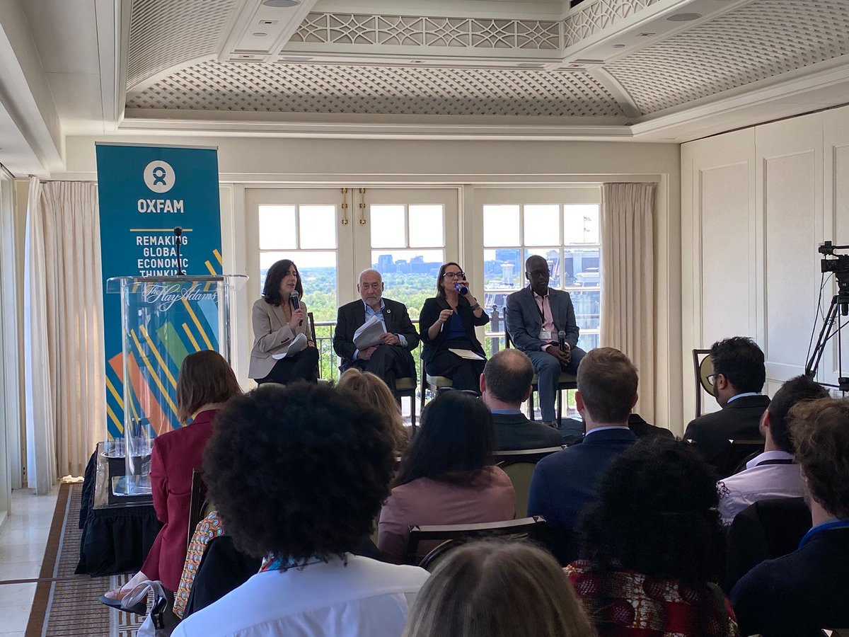 🧵Packed house in DC for an important convo: Remaking Global Economic Governance for a Post-Neoliberal Era. Looking forward @RanaForoohar @AAbdenur @nssylla & @JosephEStiglitz discussing the Bank, the IMF, and a global financial architecture fit for today. #RemakeGlobalEcon