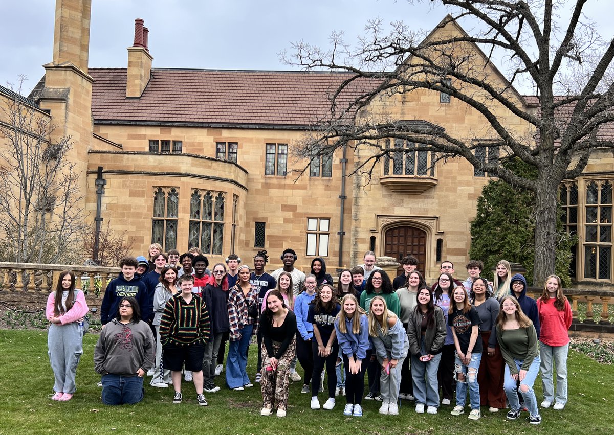 Fox Cities Leadership Academy tweet media