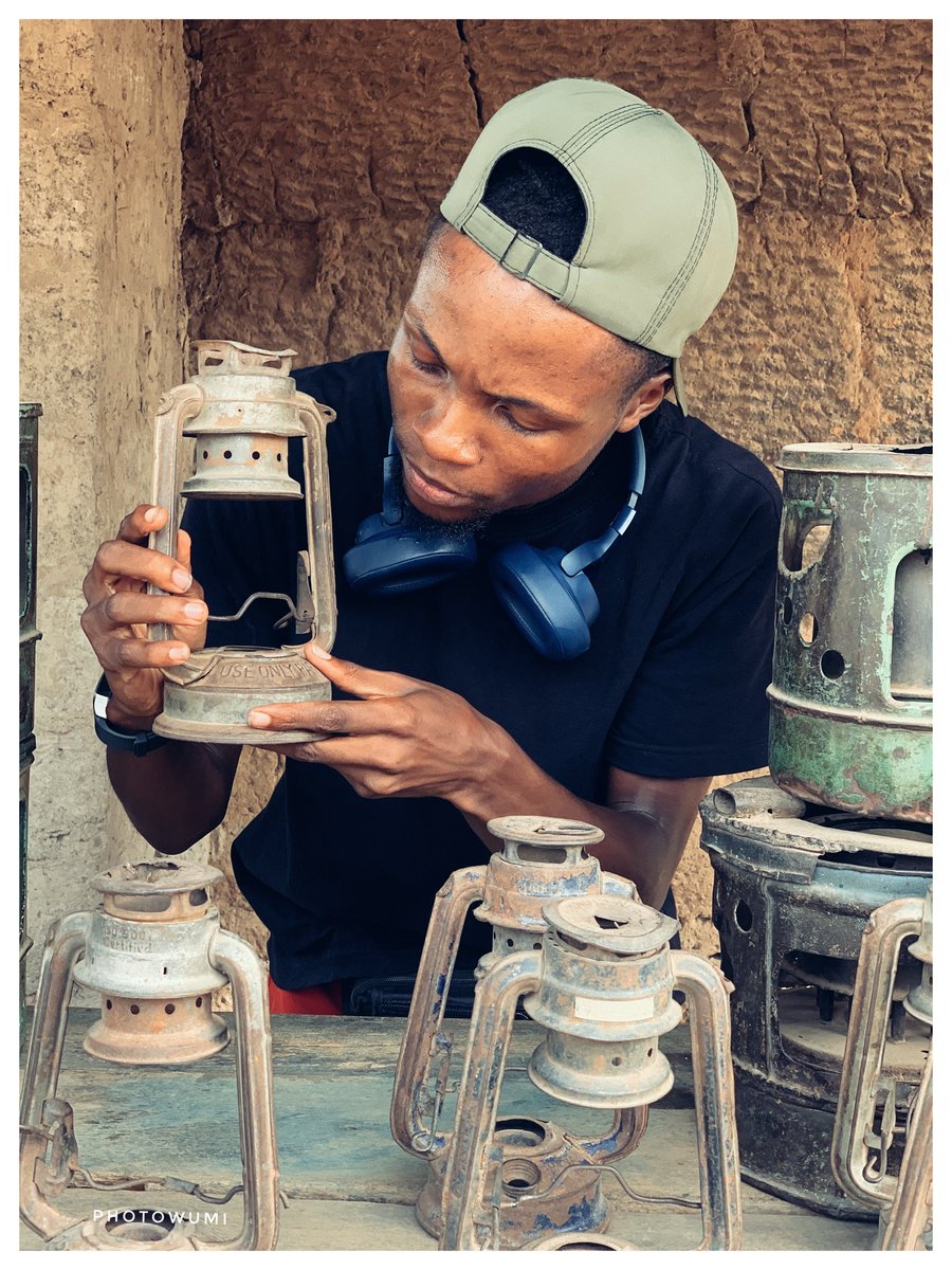 OshoAdewumi's tweet photo. LANTERN
A must have in a home of an African families years back.......
Our most cherished award..... Always handling with care. Oh Lantern really made some of us got the beaten we never saw coming
What a memory
#photowumi
#photooftheday
#Govir
#mobilephotography
#Osho
#BTS https://t.co/drjgMI9w7N