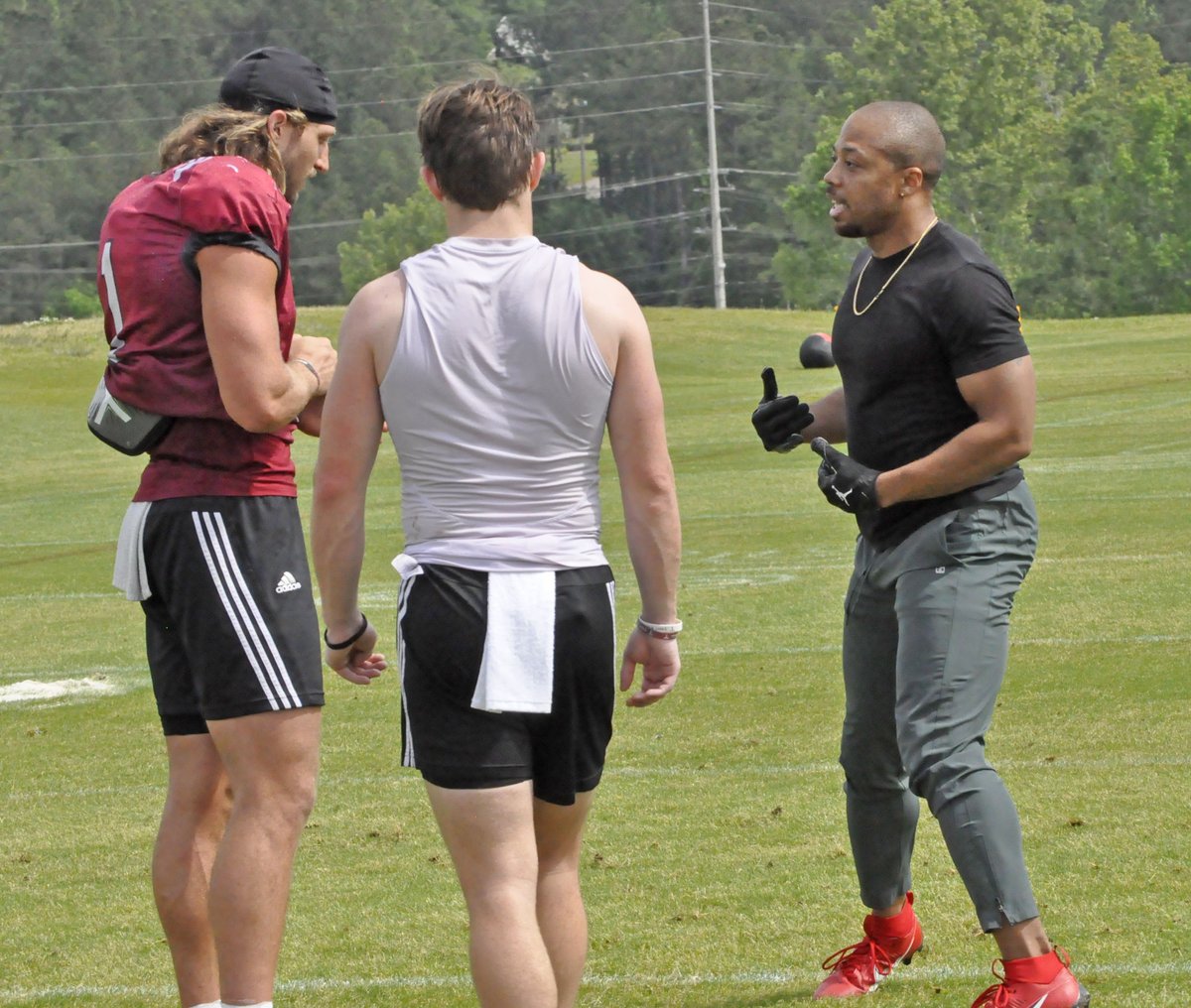 Former Troy star - and current CFL star - Chandler Worthy was in Troy today, passing on knowledge to current Troy players. @CoachTreyPage4