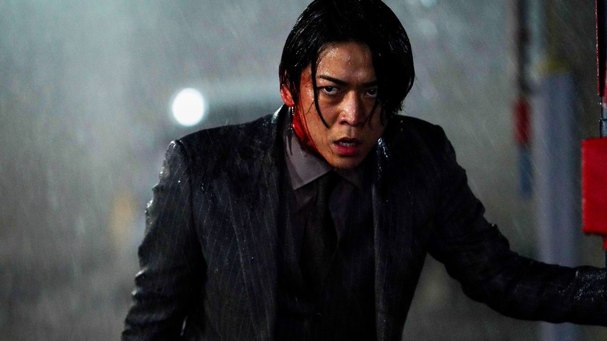 The North American premiere of Takashi Miike’s LUMBERJACK THE MONSTER screens on 5/6! Presented with @tribeca’s Escape from Tribeca program, Miike's latest stars Kazuya Kamenashi (KAT-TUN) as a psychopathic lawyer. Tickets available now: japansoc.org/Lumberjack