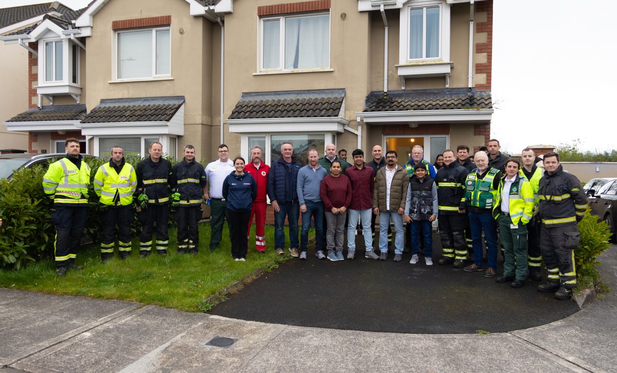The family of 13 y/o Ewan who went into cardiac arrest while at football practice have thanked the coaches and emergency services who saved his life. A fine example of inter-agency cooperation with @gardainfo, @LimerickFire and CFR groups including @CRITICALcharity on the scene!