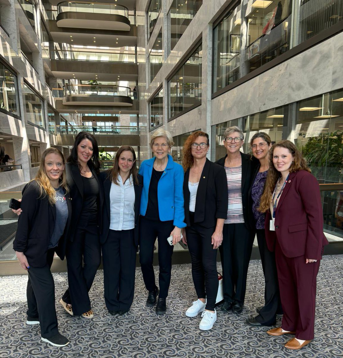 Thank you, @SenWarren for meeting w/ our Military Reform Coalition & @MinorityVets, for hearing our sexual assault survivors’ stories, and pushing for smart policy solutions for #EndingMST in @DeptofDefense @DeptVetAffairs! #SAAPM