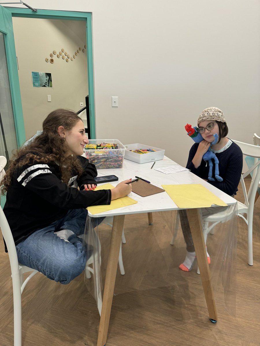 fcclt1's tweet photo. Lexie sketches a picture at Ella’s request, and then Ella adds vibrant colors to bring it to life. 🖍️🖼️ That’s the spirit of friendship and teamwork! 💜
#purefriendship #art #besties #charlottenonprofit #inclusion https://t.co/4MCwBw18ng
