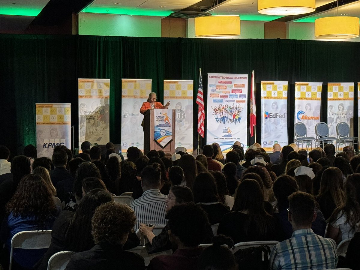 mlecITacad's tweet image. 2024 NAF Student Conference. MLEC Jaguars representing in AOIT, AOF, AOHS, and AOH!