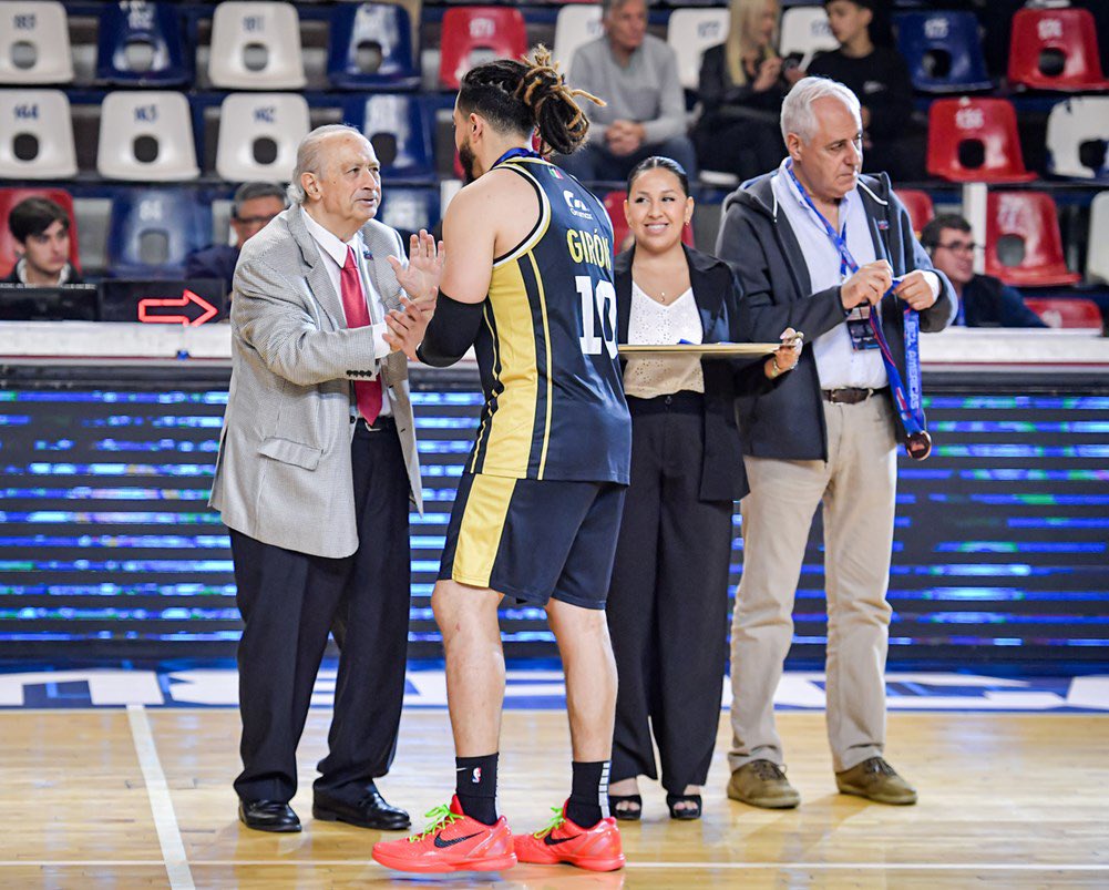 Quiero felicitar de todo corazón a los #Halcones de #Xalapa, que escribieron el nombre de nuestra querida Xalapa en la historia de la #Basketball Champions League Américas, al conquistar el tercer lugar tras derrotar 101 a 99 al Hebraica Macabi de Uruguay en un duelo ¡No apto…