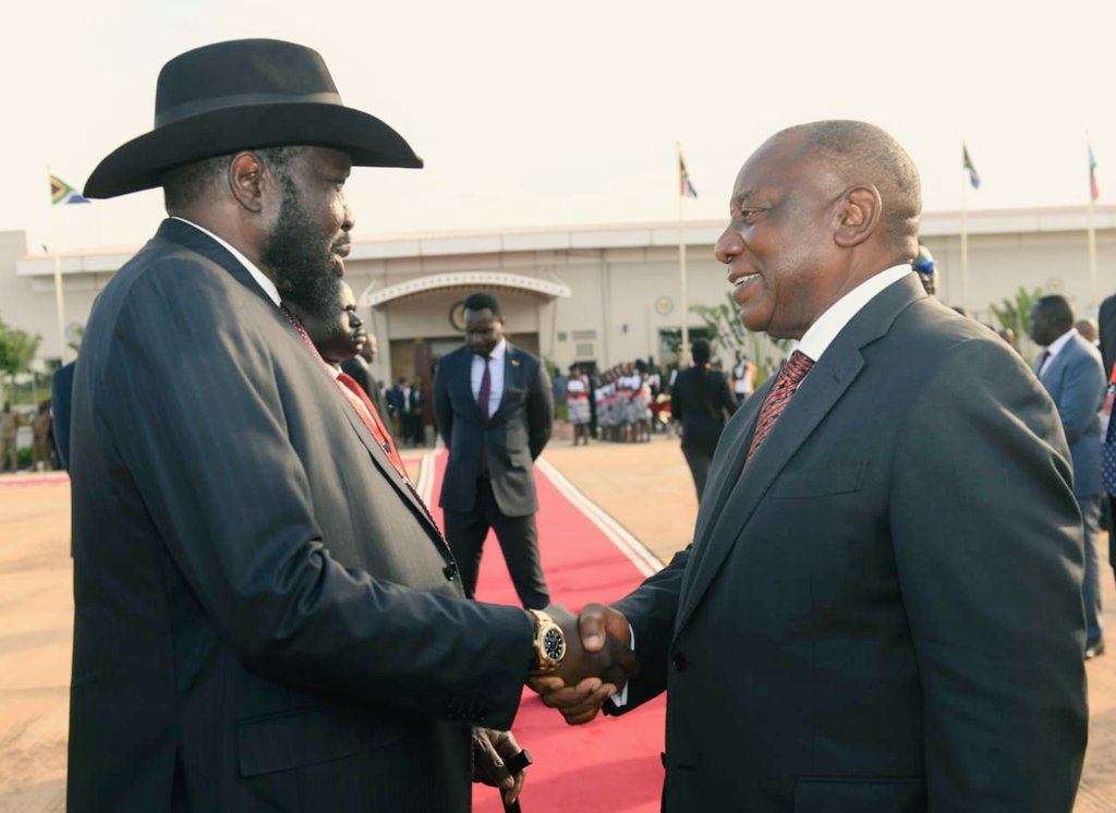 South African delegation has landed in South Sudan. The delegation is led by HE President @CyrilRamaphosa to meet with South Sudan President Salva Kiir Mayardit to strengthen the relationship between South Africa and Sudan.