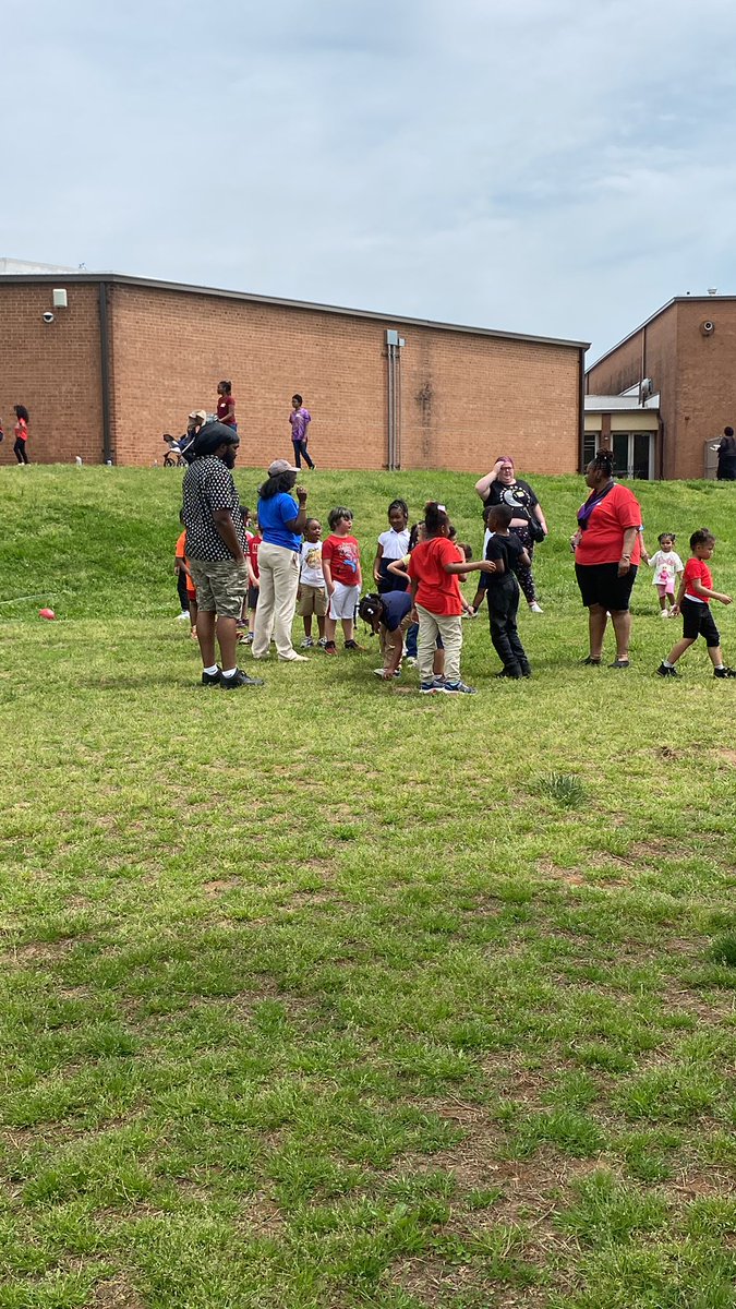 Yay for K-2 Field Day!!! Love it!!!🥰 <a href="/BoltonElemSch/">Bolton Elem. School</a> <a href="/TriciaTMcManus/">Tricia McManus</a>