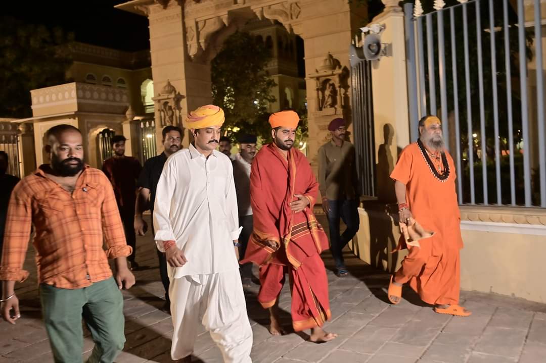 ShravanBhurumde's tweet photo. Shining project, could be the next 10X @SenderLabs 

#IStandwithRavindraSinghBhati  #आएगा_तो_भाटी_ही
No #Sanatani will pass without liking this post

जय बजरंग बली 🚩

#T20WorldCup2024 #LockHimUp #LokSabhaElection2024 #Encounter #ModiInterview #Crypto #KKRvRR #आएगा_तो_भाटी_ही #UPSC