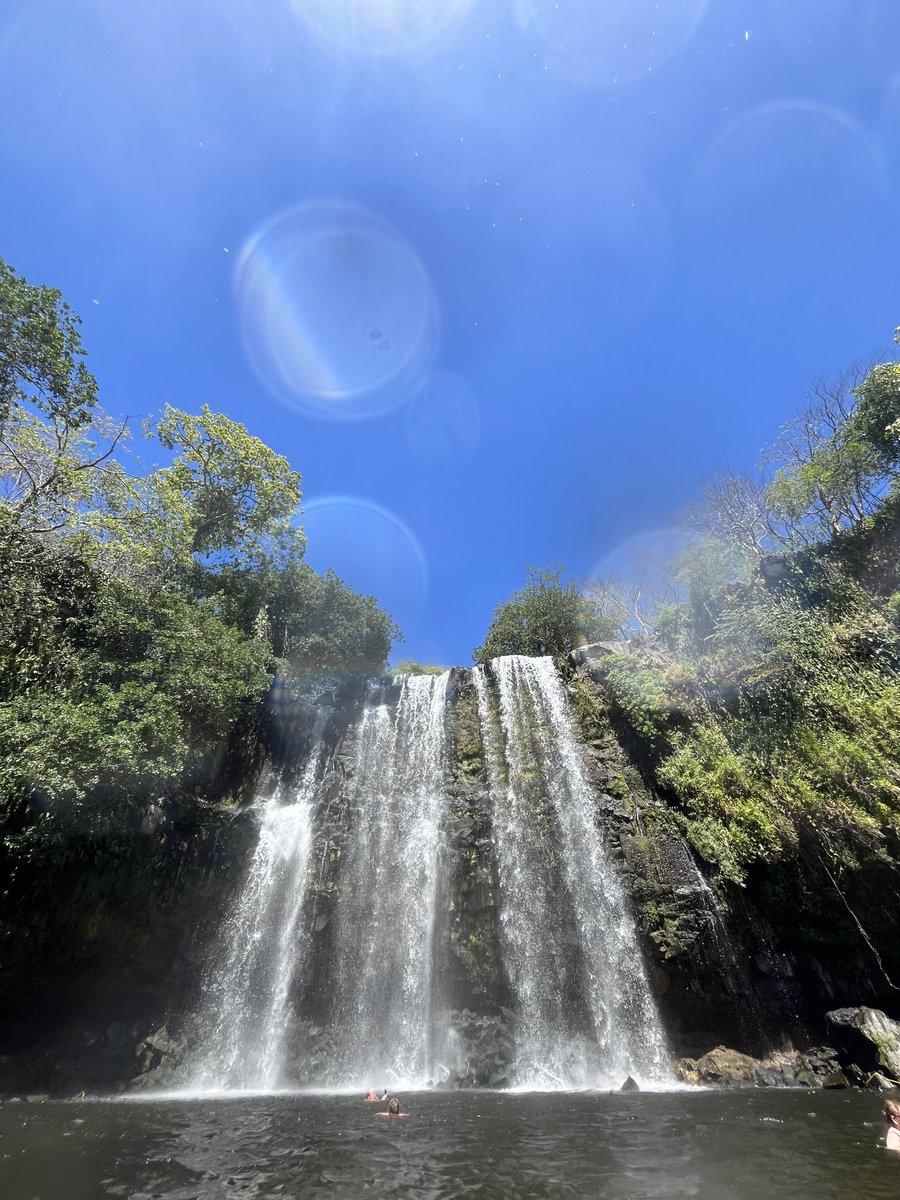 Hola de Cataratas Llanos de Cortés