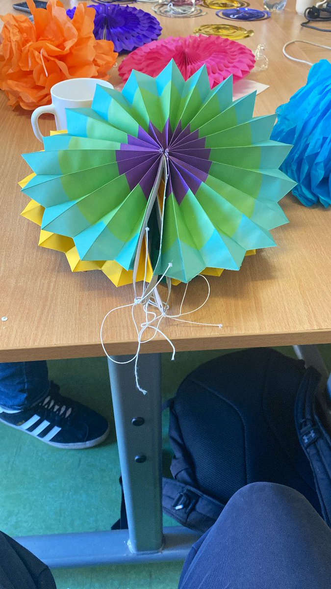 DJDylan06040642's tweet photo. @Enable_Tweets @Fair_Advice @GCP_Edinburgh @EdinburghUni @VIAScotland @JeremyRBalfour @ScotParl @Scotland @messenger @CharterisCentre @Zoom @SCLDNews @ppc_edinburgh @GCP_Centre Back now: At #Culture #Club today, we were just really #settingup our #decorations for our #slightlylate #Eidparty we’ll be having at some point😅: I’m actually quite surprised at how well I did with the decorations; I’m actually quite proud of myself NGL:- https://t.co/Uom99znl1P