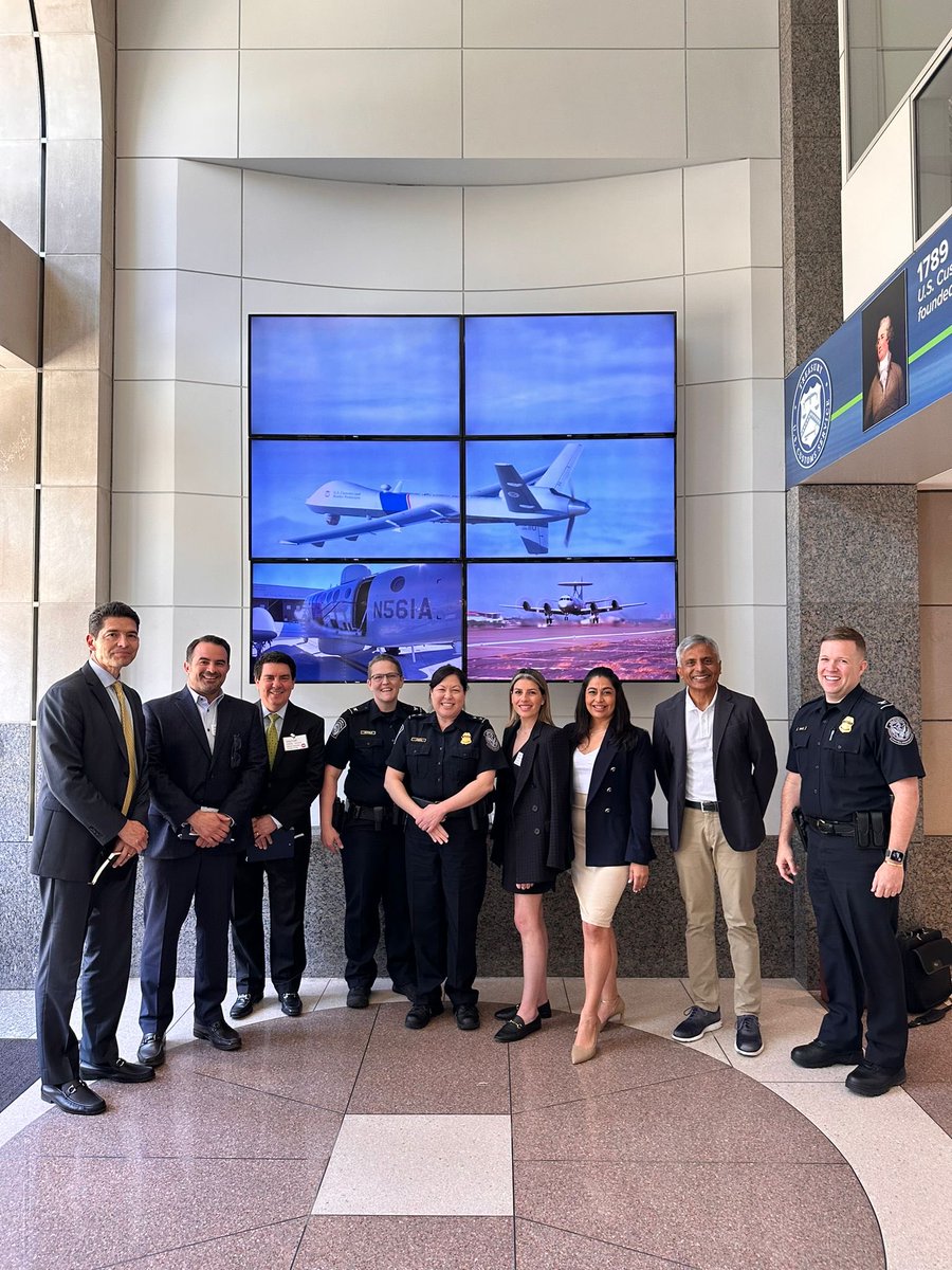 SmartBorderSDTJ's tweet photo. Successful visit to CBP headquarters where we learned new technology advancements which will improve border waits! #smartborder #cbp #sdindc https://t.co/dzgFkxdzUx