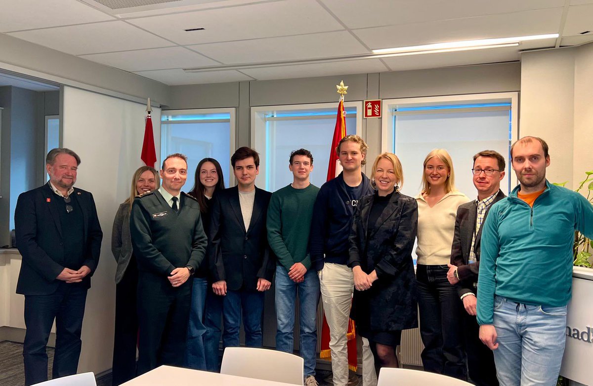 YATA stands for Youth Atlantic Treaty Organisation and @YATA_Oslo is a dynamic group of young professionals and students passionate about shaping the future of foreign and defence policy. How interesting to share 🇨🇦 perspectives with them and hear their views. @Atlantkomite