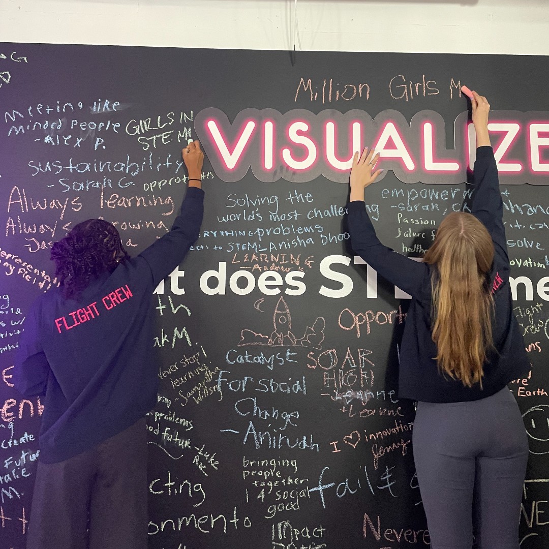 Our incredible Moonshot Flight Crew made a remarkable impact at the National STEM Challenge in Washington, DC! Aika, Jamora, Olive, Caitlynn, Isabella, and Neha, who are all youth leaders, represented us as media correspondents and youth advisory council members.  🚀✨