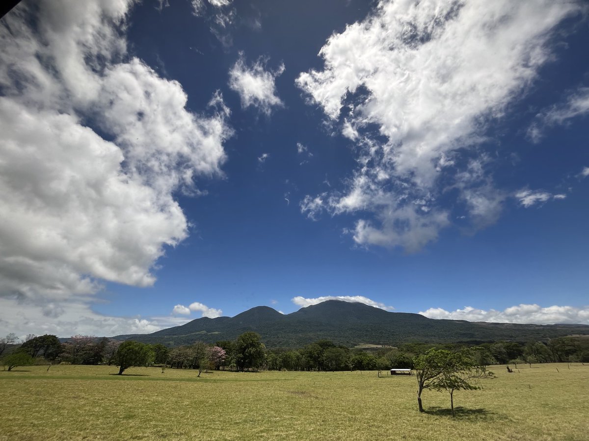 Hola de Parque Nacionale Volcán Tenorio