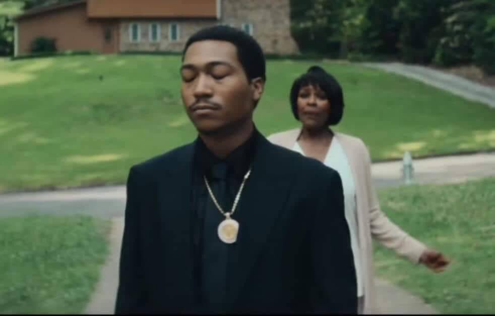 realbbymula's tweet image. *supervisor calls my name*

Me: