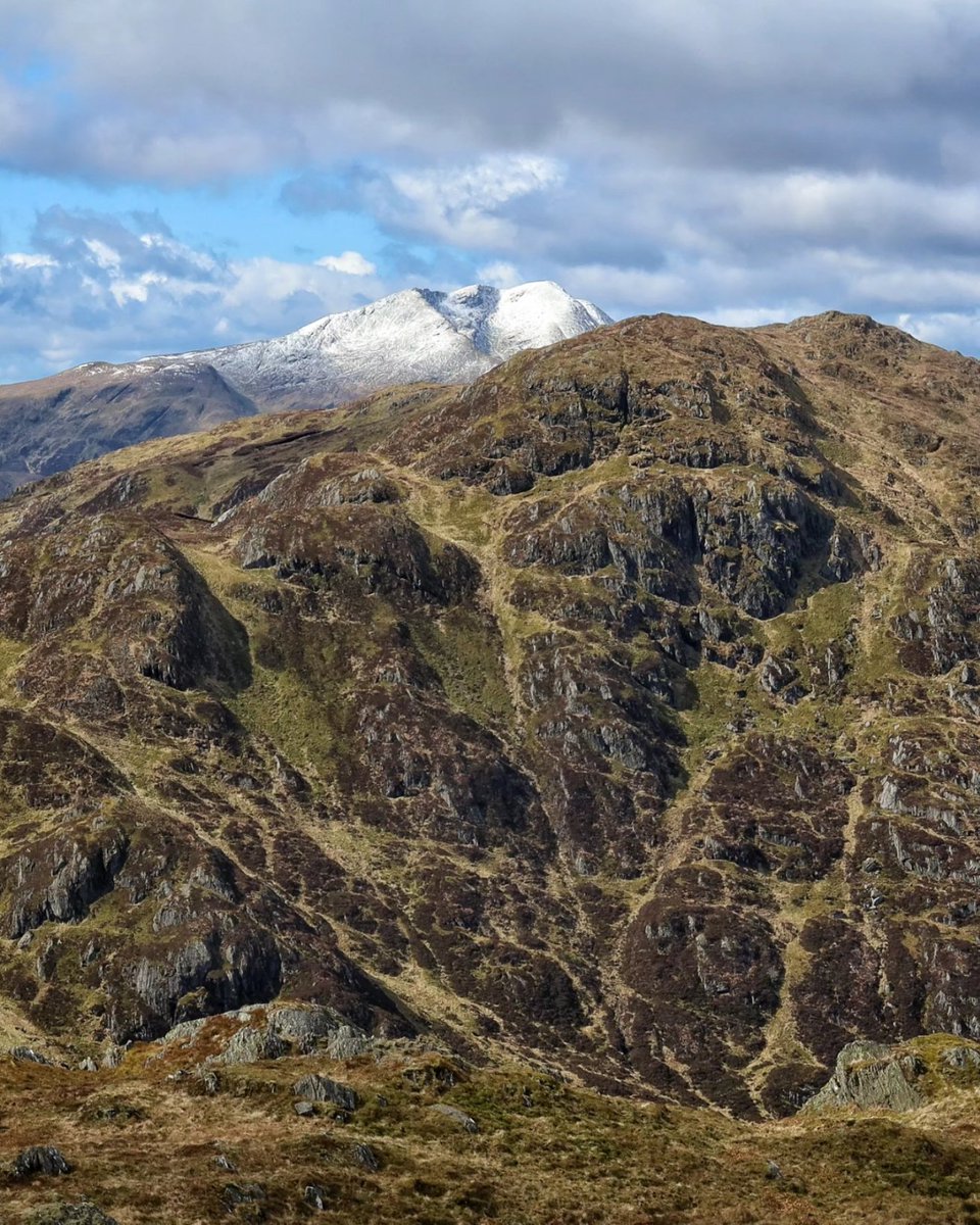 Today in three ~ old skool navigation practice on Ben Venue in gorgeous conditions @lomondtrossachs