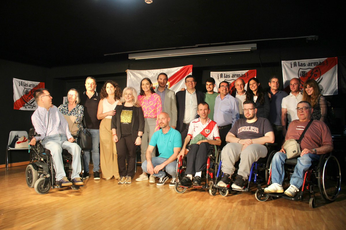 PSOEMadridAyto's tweet photo. En este año, en el centenario del @RayoVallecano, llega la peña más inclusiva: nace #DiscapRayo. 

Gracias al apoyo del club, peñas y asociaciones, todas estas personas pueden acceder con sus sillas de ruedas, igual que el resto de madrileños y madrileñas, a disfrutar de ver su equipo en su campo. 

¡Larga vida al Rayo!