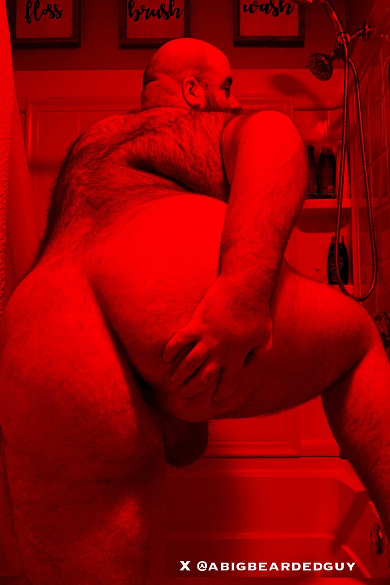 BearUnion is growing!!! This May you'll find new parties at Seattle Steamworks, Club San Diego, Club Pittsburgh, and Club 541 in Palm Springs! THE BEARS ARE READY! And continuing parties in Los Angeles and Cathedral City. With dates in Dallas and Augusta coming soon!