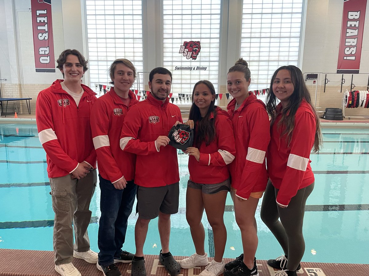 BSUSwimandDive's tweet photo. The 2024-2025 Bridgewater State University Swimming &amp; Diving Team Captains! 
From L-R: Richard “Rico” Palanza, Cameron Stringfellow, Cameron Srebnick, Olivia “Liv” Pelletier, Brianna Matte, and Renee Goodale. Congratulations and Go Bears! #bsuswimanddive https://t.co/MwwkBXEhrw