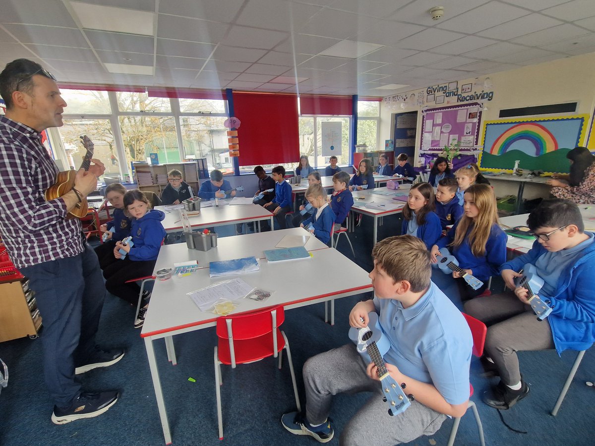 marys_rc's tweet photo. Blwyddyn 4/5 loved working with @songwritingdoc. 
We played the ukulele and even wrote our very own song
#Usingourcreativity
#Exploringnewtalents
#BCAArts https://t.co/RrgyH7lO19