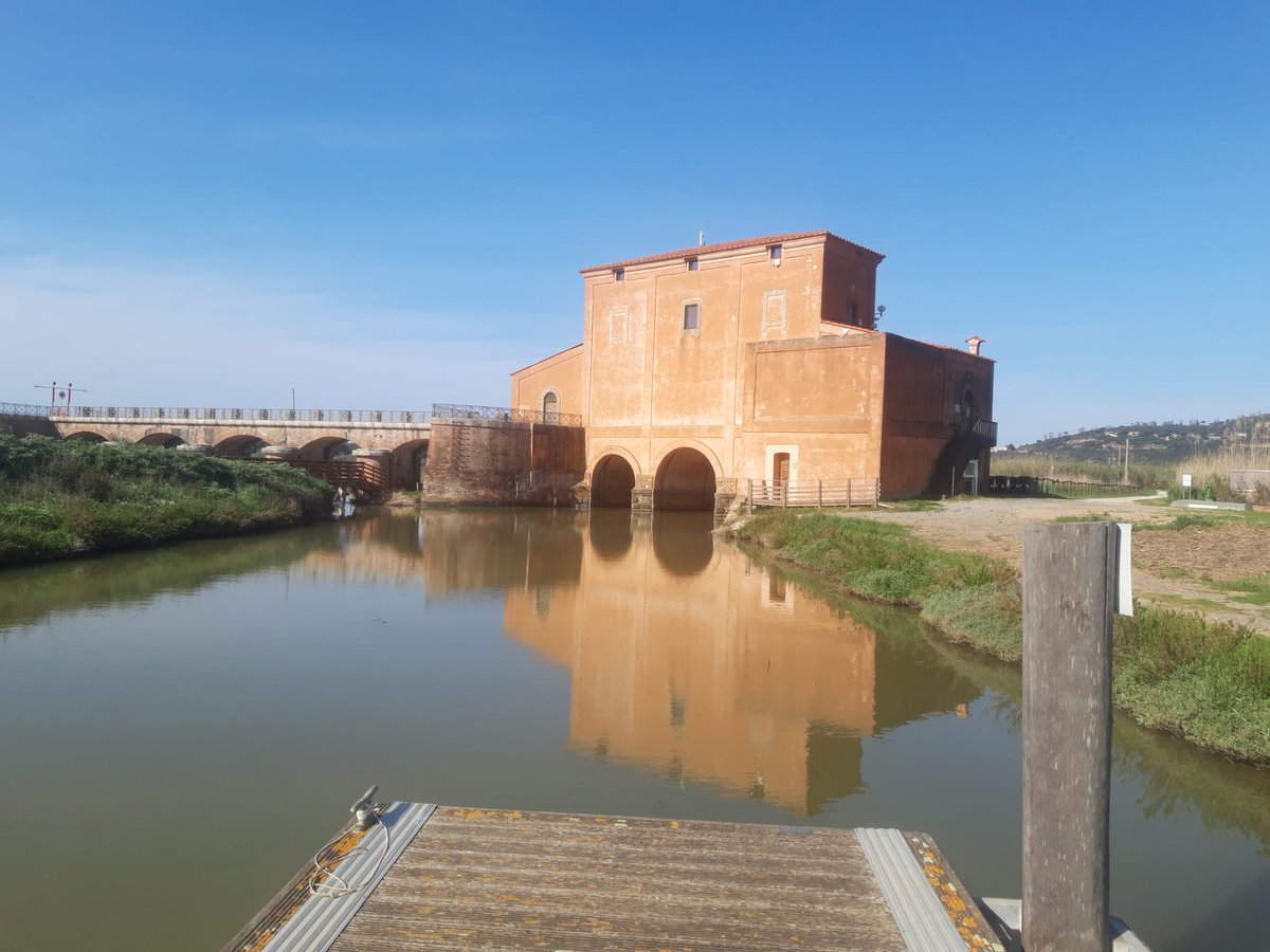 Mission en Maremma pour réaliser des carottages géoarchéologiques dans l'ancienne lagune de Grosseto. Avec Christophe Petit, <a href="/simogrosso97/">simone grosso</a> et <a href="/CarloCitter/">Carlo Citter</a> 
Objectif : mieux comprendre l'aménagement de cet espace dans la longue durée. Pour PARCEDES et la thèse de <a href="/simogrosso97/">simone grosso</a> 😇