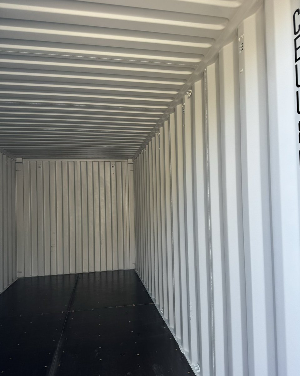 HIIOHOI! 

Uudet 20’ DC saapuivat. Mukana tehdasuusia vm. 2024 merikontteja. Viesti tai kysy hintoja: p. 029 123 4300 tai myynti@finncontainers.fi 

#merikontti #merirahti #varastokontti #konttilogistiikka #konttiasiantuntija #kaikkikonteista