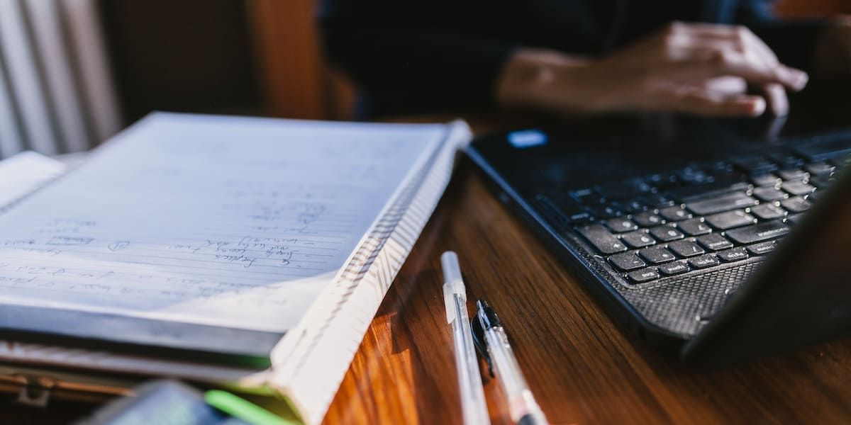 Convert's tweet image. To A/B or not to A/B test your pricing? 

It's tricky.

Before you start, untangle the legal and ethical implications of #PriceTesting and learn how to do it right. buff.ly/4aPsPqV