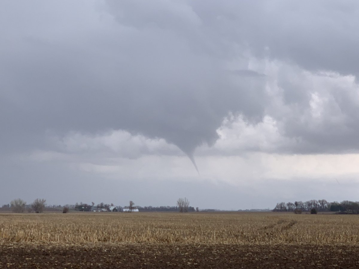 Tornado! Platte County Nebraska. Looking NE of 355th road and highway 81. @NWSOmaha @JosephMeyerWX @rustywx @rustywx #newx time is 12:35