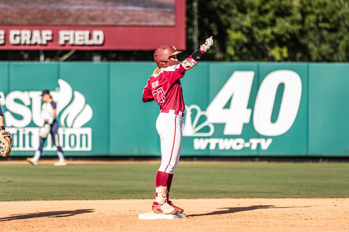 FSU_Softball's tweet photo. 2⃣0⃣0⃣ career hits for Mudge‼️

Mudge picked up her 200th career hit this past weekend. It got us wondering what Mudge hit is y'all's favorite🤔 Let us know⬇️

#ALL4ONE https://t.co/IWCXVRSuAm