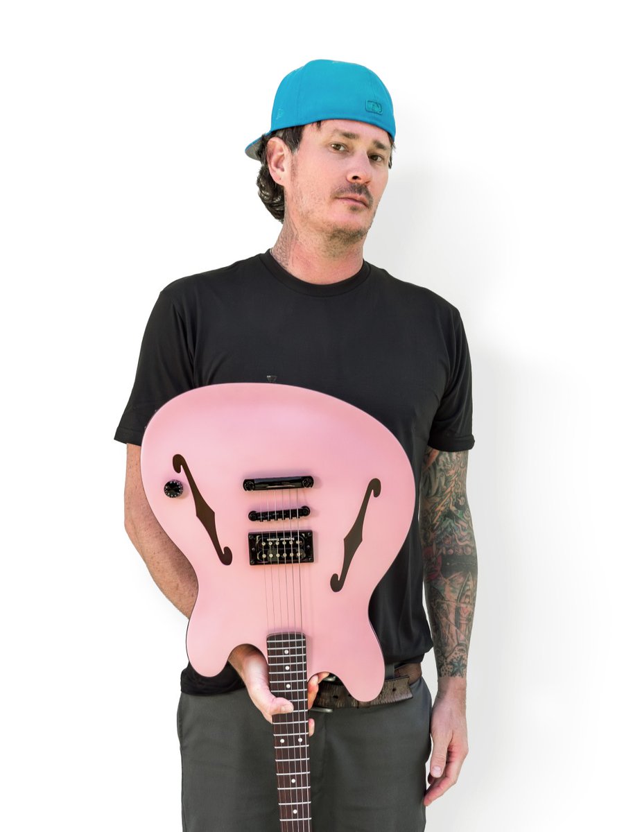 Capture Blink-182's sound or add a unique punch to your collection with the must-have @Fender Tom DeLonge Starcaster guitar! 🎸🌟 #Fender #TomDelonge #Blink182 Shop Now 🔻 bit.ly/4aA6SvX