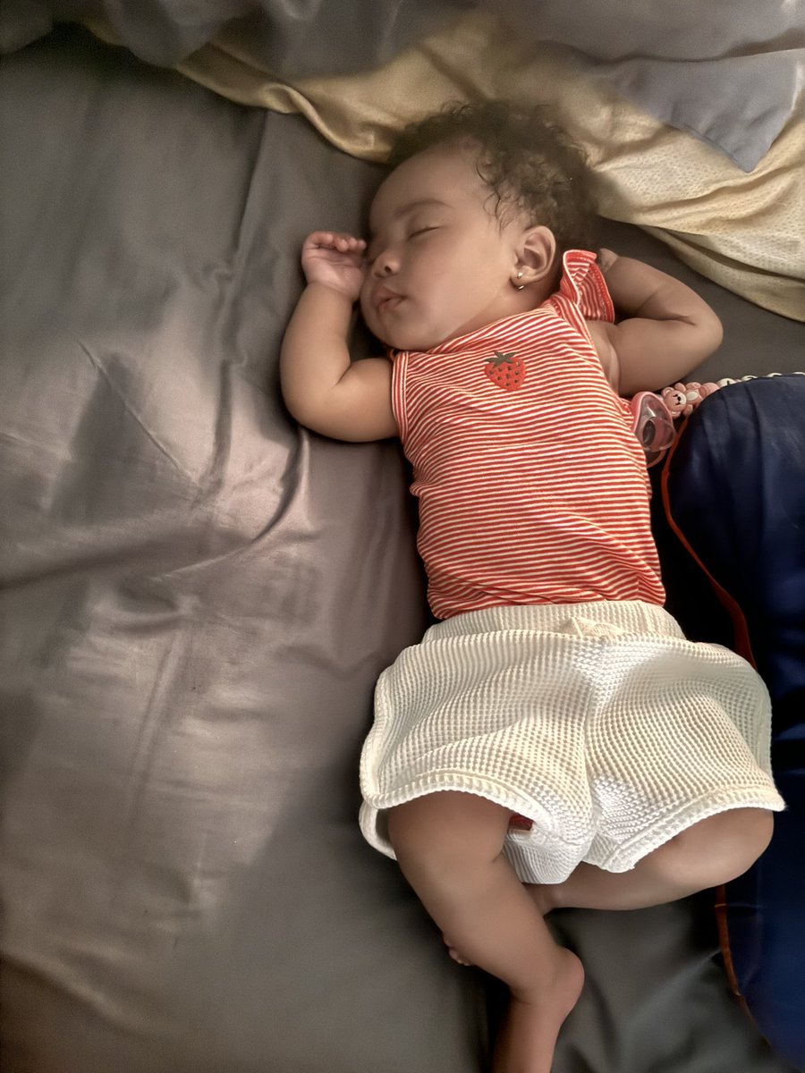 tweetsbybee's tweet photo. My luv is getting so big🥹 https://t.co/k8NZocpxtE
