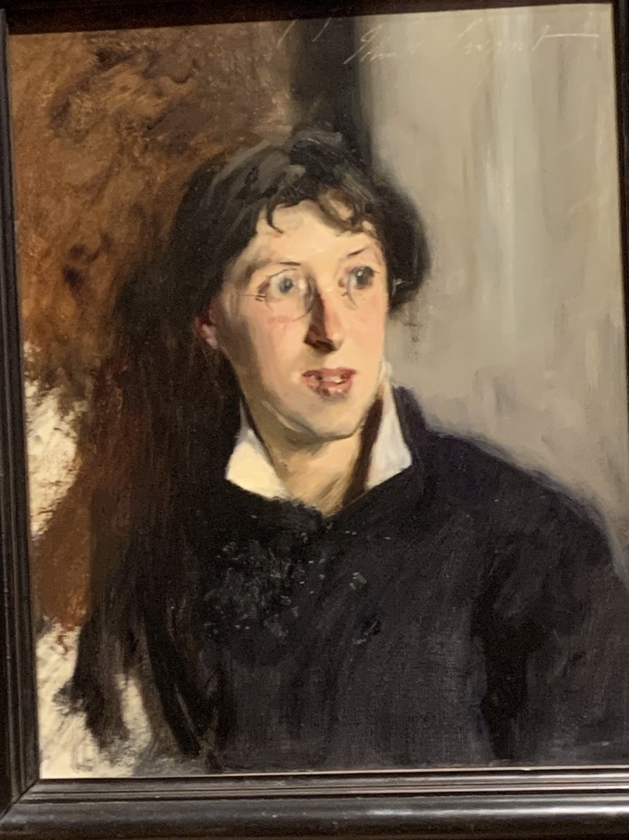 The writer Vernon Lee painted by Sargent, 1881 - one of his best portraits I think, & not just because she was such a feminist, non-conforming person. Just so fresh & dynamic #SargentAndFashion @Tate